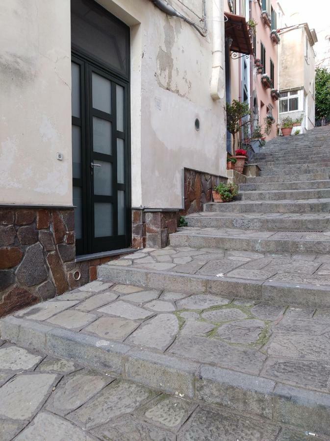 La Casa Sulla Scogliera Villa Massa Lubrense Exterior photo